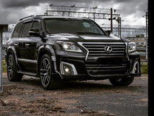 Load image into Gallery viewer, Toyota Land Cruiser - Front